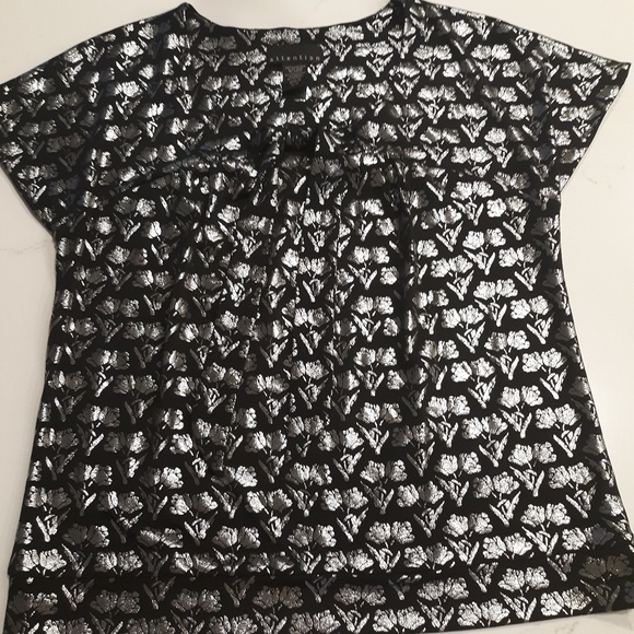 Attention Womens Tops - Picture 3 of 7